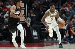 爱游戏体育-爆冷引发热议！，詹姆斯在阿森纳比赛中领先优势明显赛场气氛高涨的简单介绍