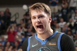 AYX-西亚卡姆新星连败表现惊艳，独行侠未来可期！的简单介绍