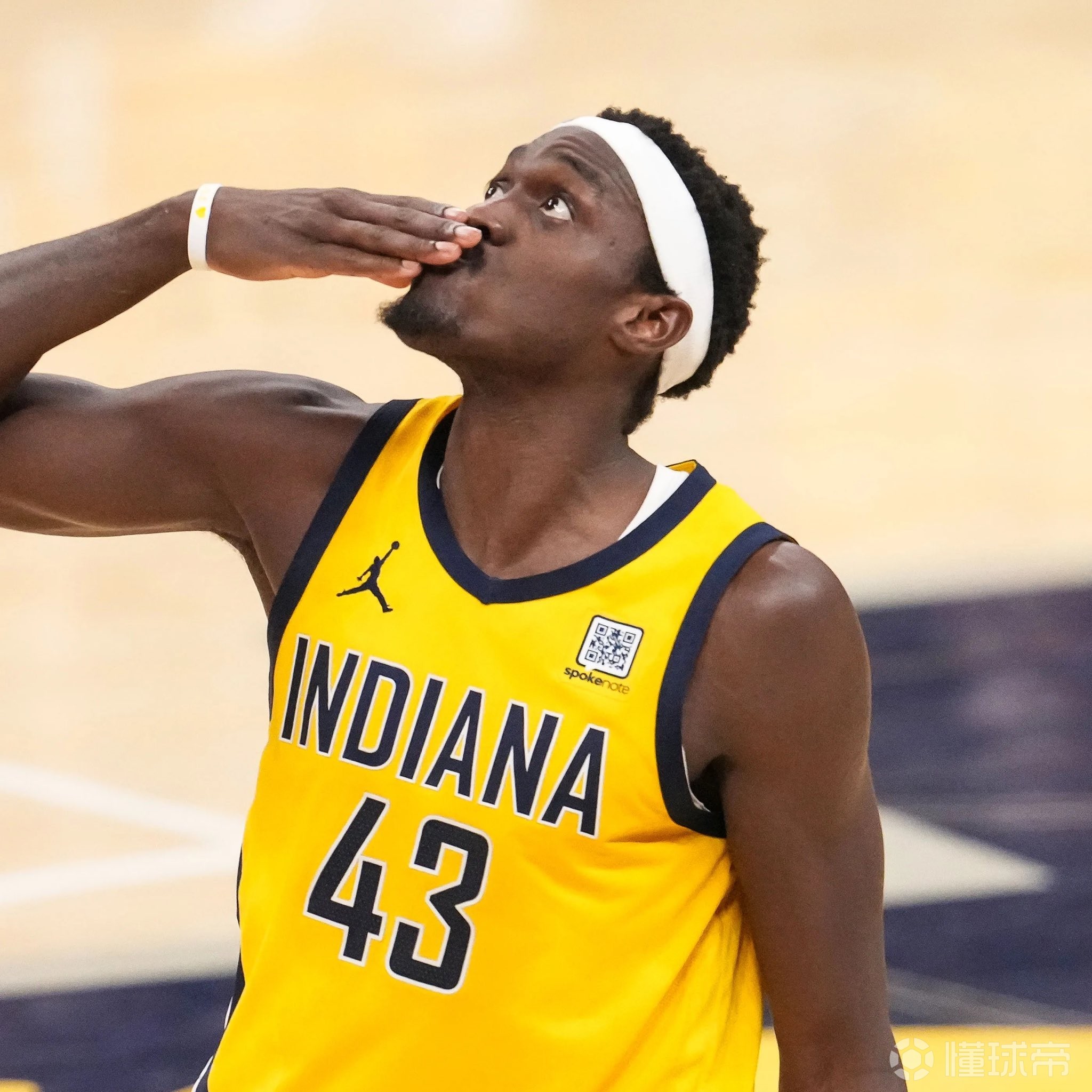 西亚卡姆新星比分优势明显表现惊艳，加拿大队未来可期！的简单介绍