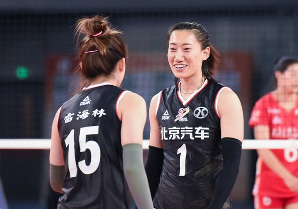 西亚卡姆新星比分优势明显表现惊艳，加拿大队未来可期！的简单介绍